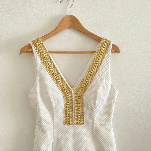 LILLY PULITZER White Gold Embellished Eliot Textured V-Neck Shift Dress Sz 4 - Picture 3 of 13